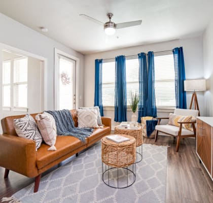 Brooks City Base Apartments | The Landings at Brooks City-Base
